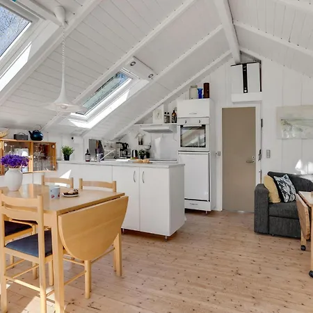 2 Bedroom Lovely In Samso Ferienhaus *